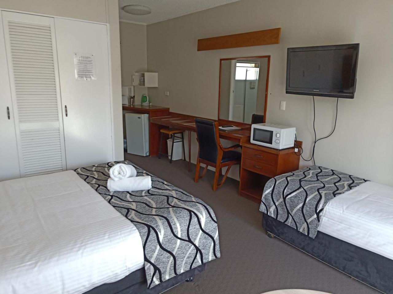 מאטילנד Molly Morgan Motor Inn מראה חיצוני תמונה
